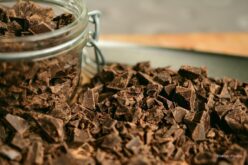 Стрвни сте за благо, а сакате да внимавате на здрави состојки – Темното чоколадо е вашето решение