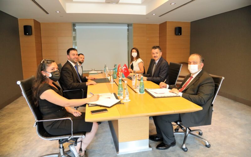 Министерот Хоџа оствари билатерални средби со министрите за земјоделство на Република Турција и Република Азербејџан на AGROEKSPO 2021 во Измир