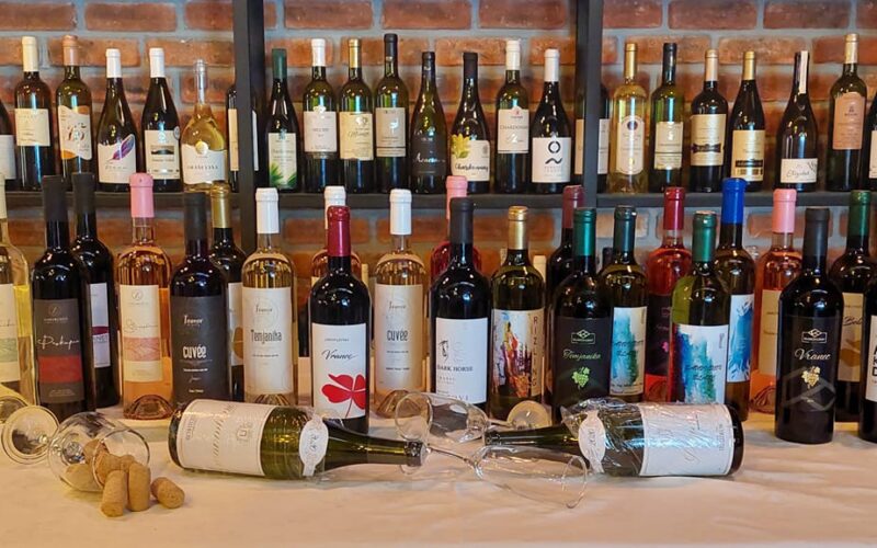 Извозот на флаширано вино е зголемен за 30 % – Нов закон за поддршка на лозарството
