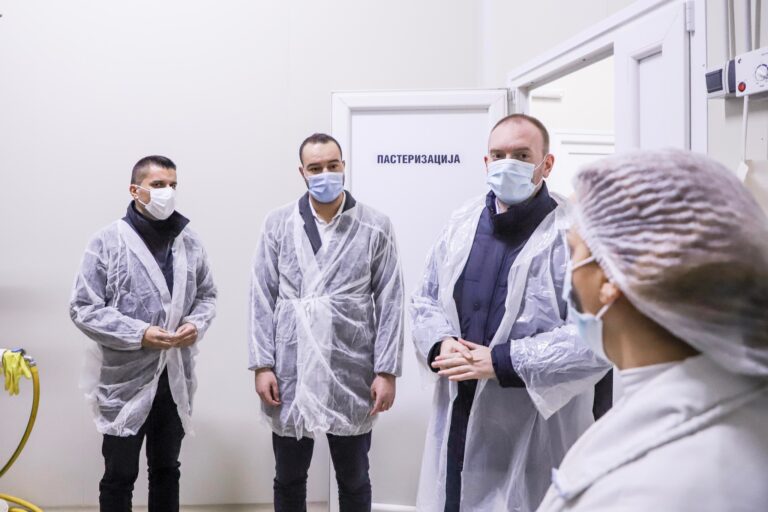 Николовски