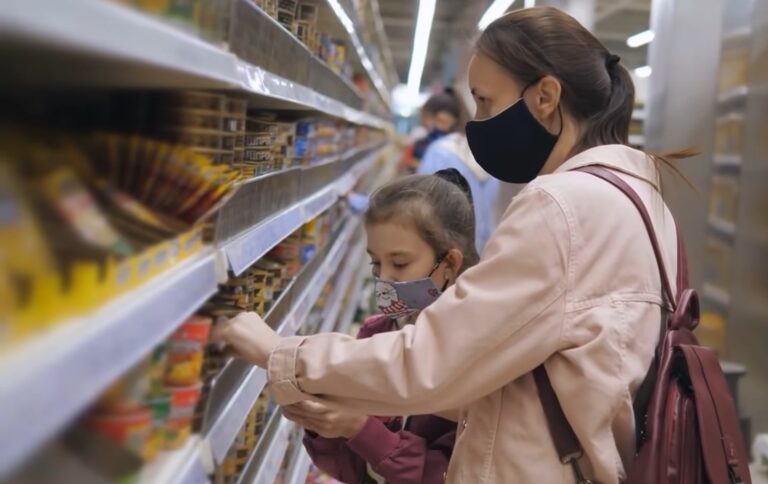 недостигот во супермаркетите ширум САД