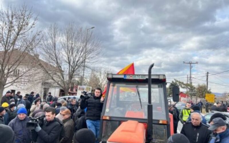 Оризопроизводителите најавуваат дека протестите ќе ги преселат во Скопје